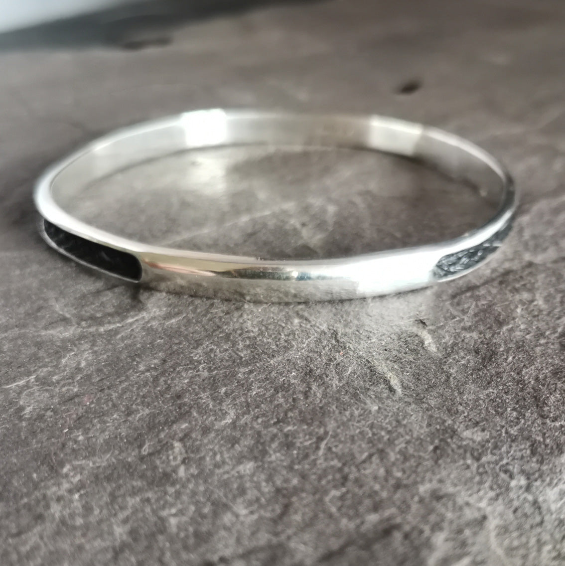 Inlay Horse Hair Bangle